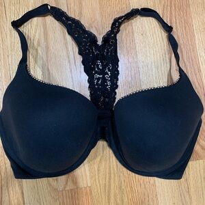 34DDD Black Victoria’s Secret Bra